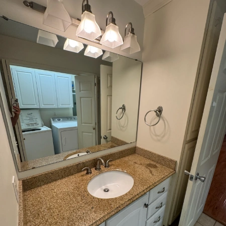 Beaverdam Bathroom Before